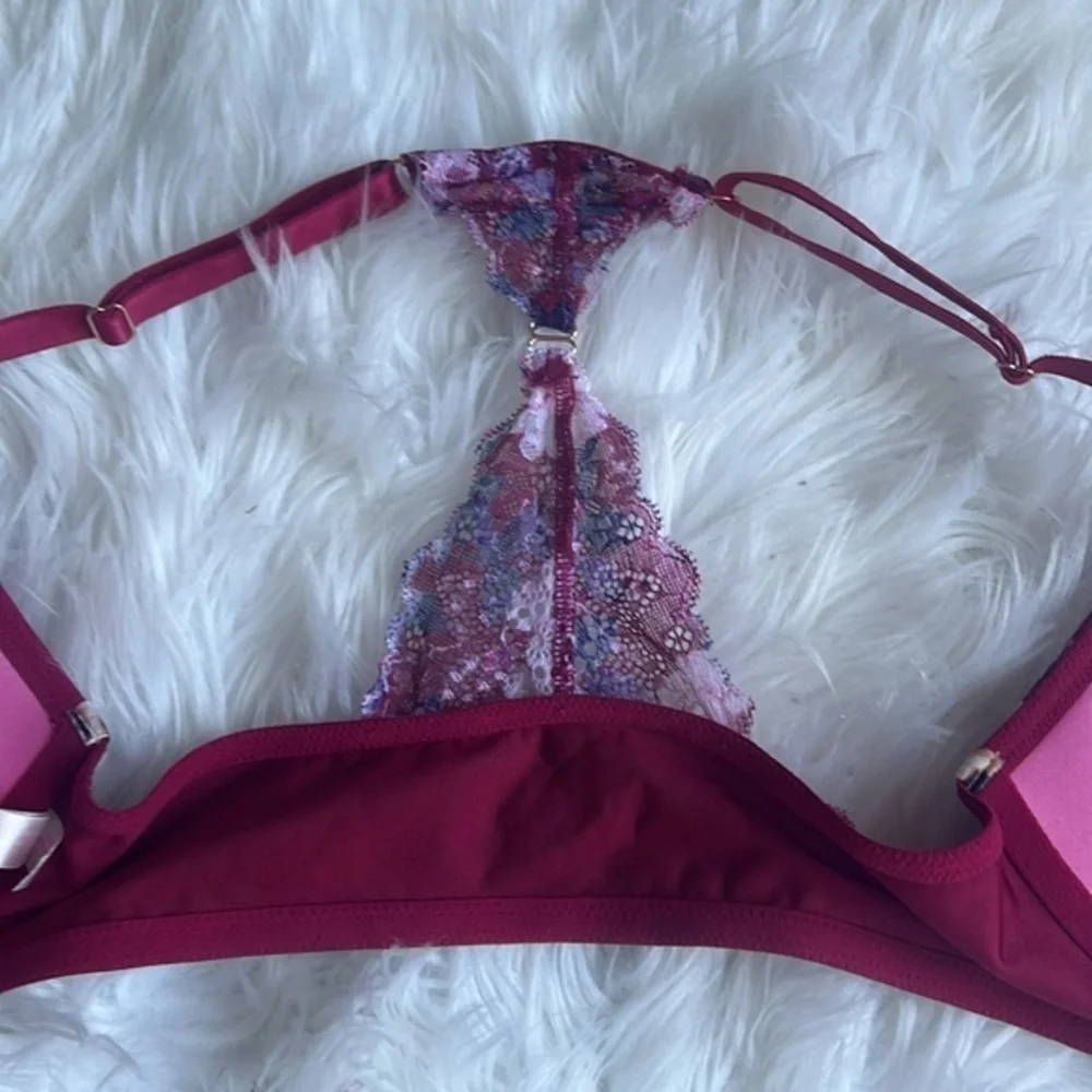 PINK BY VICTORIA SECRET Date push Up Racerback front clasp floral‎ lace 32DD